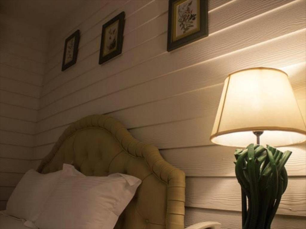 Ban Thungdang Housetel Bangkok Hotel Ngoại thất bức ảnh